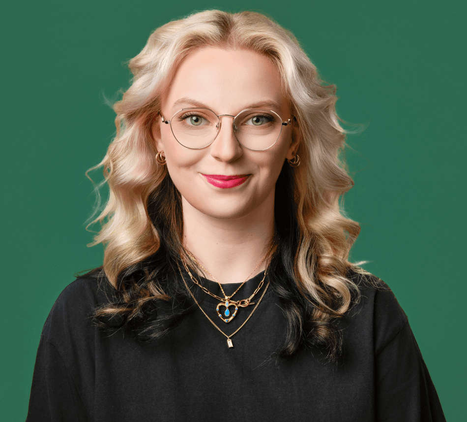 Julia e atuo como Customer Success Manager no time de Communications da Brand24