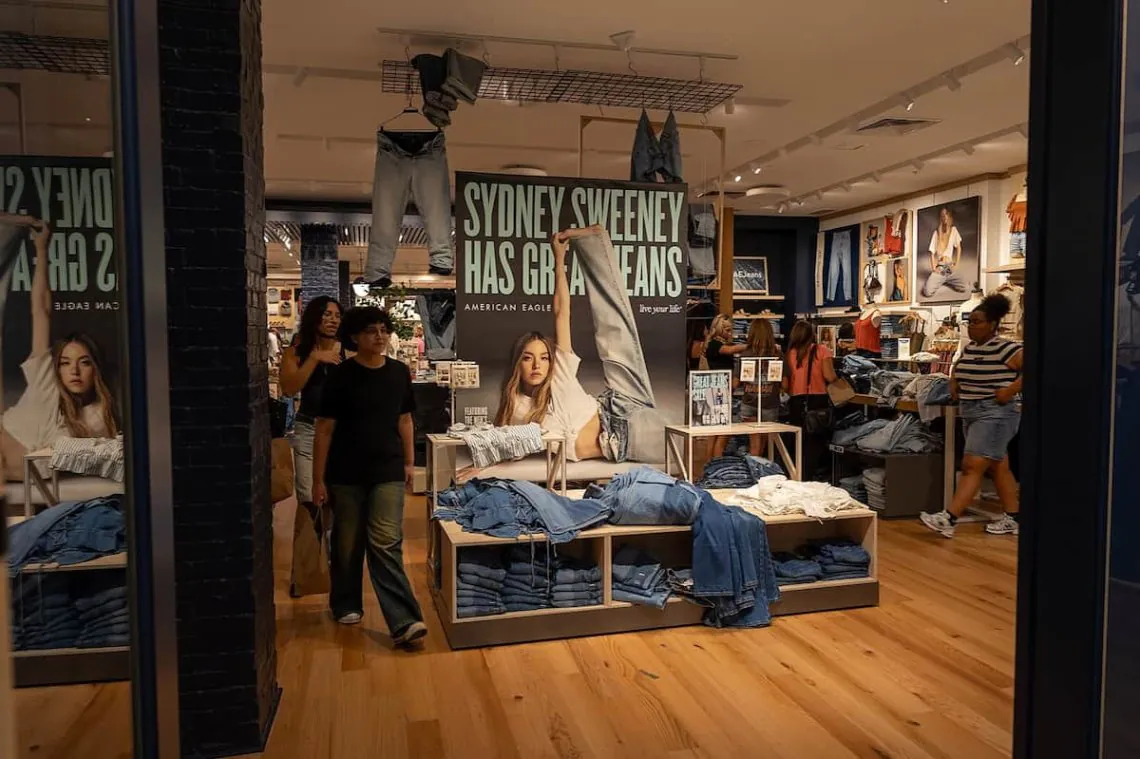 sydney Sweeney has great jeans