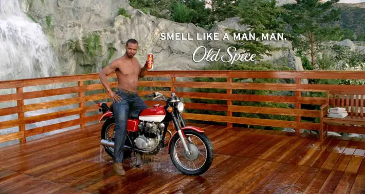 sentir l'odeur d'un homme homme old spice