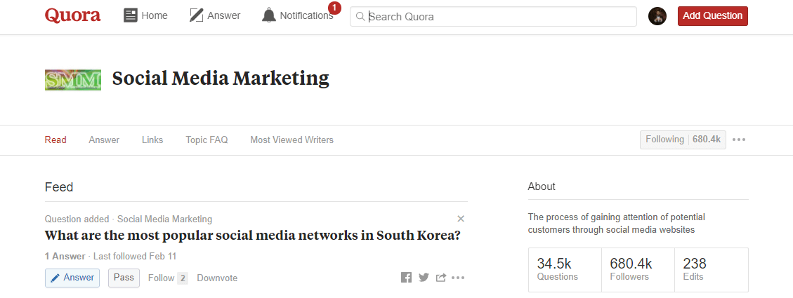 Una página temática sobre marketing en redes sociales en Quora.