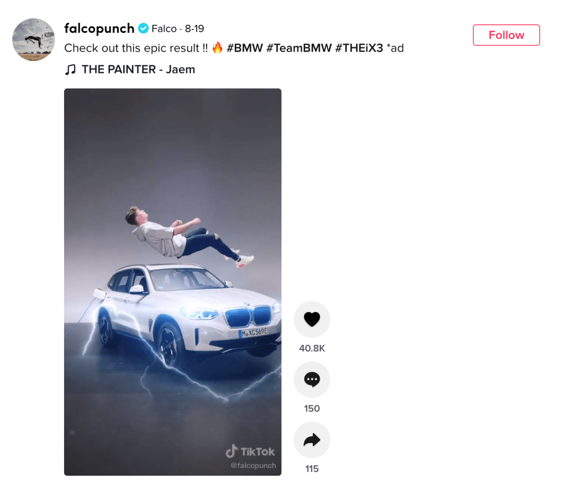 Captura de pantalla de una publicación de TikTok con hashtags de marcas influyentes.